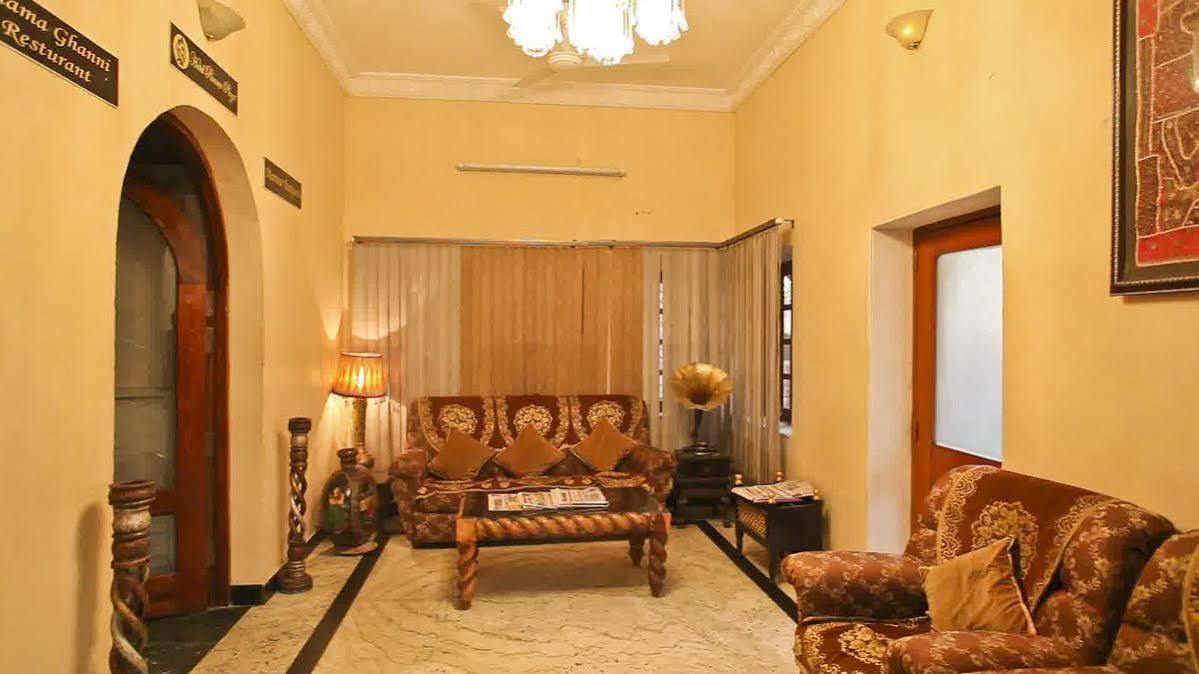 Oyo 9900 Hotel Pioneer Plaza Jodhpur  Exterior foto
