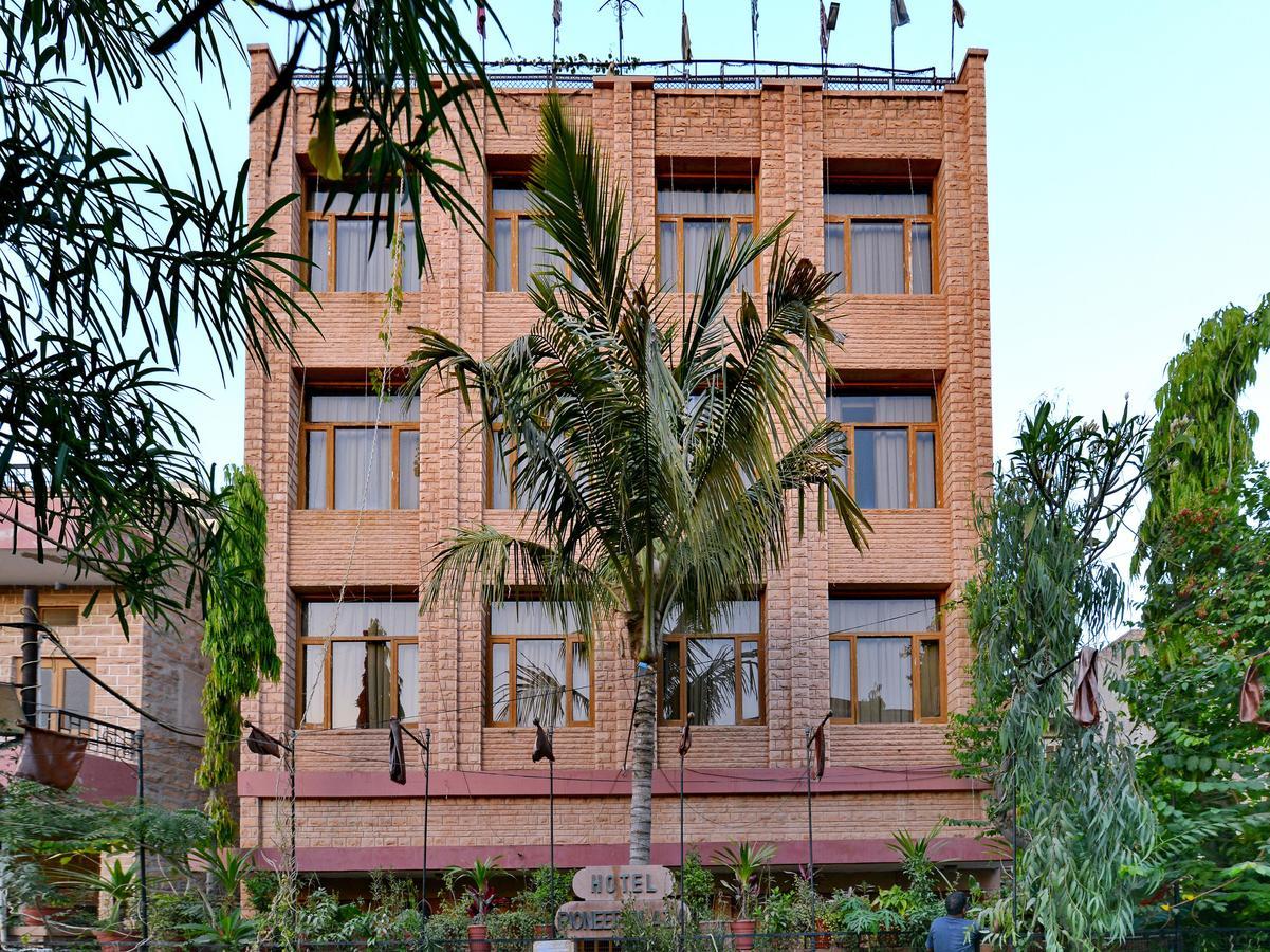 Oyo 9900 Hotel Pioneer Plaza Jodhpur  Exterior foto